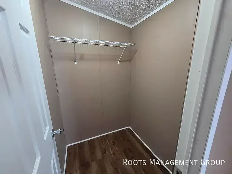 320 Rae St #23 — Photo 7
