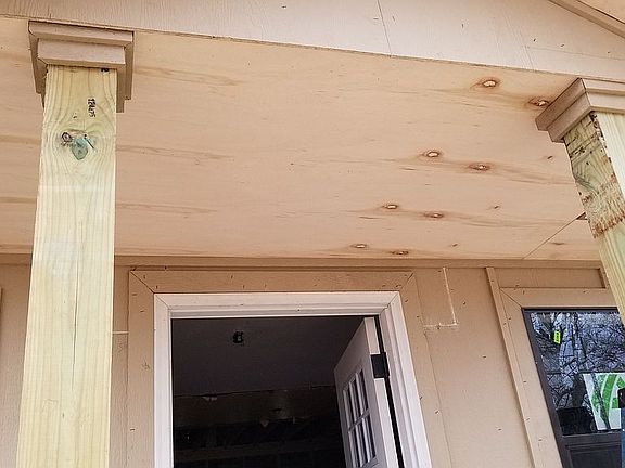 4th image of 626 W Wallace St