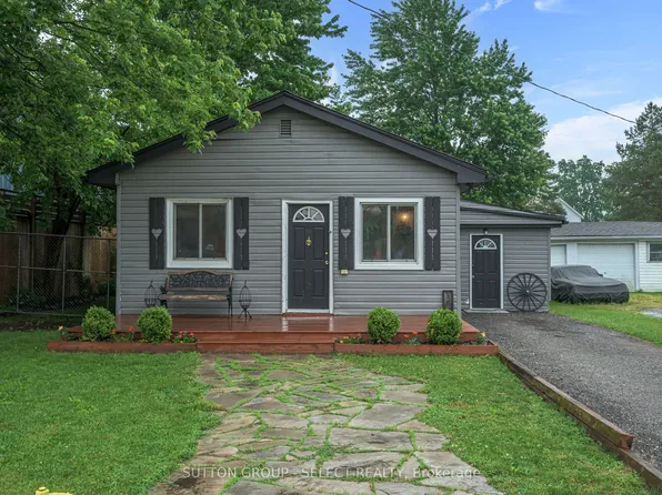 152 Elm St, West Elgin, ON N0L 2P0