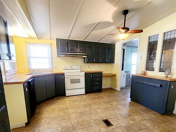5th image of 4207 Marion Kent Pl