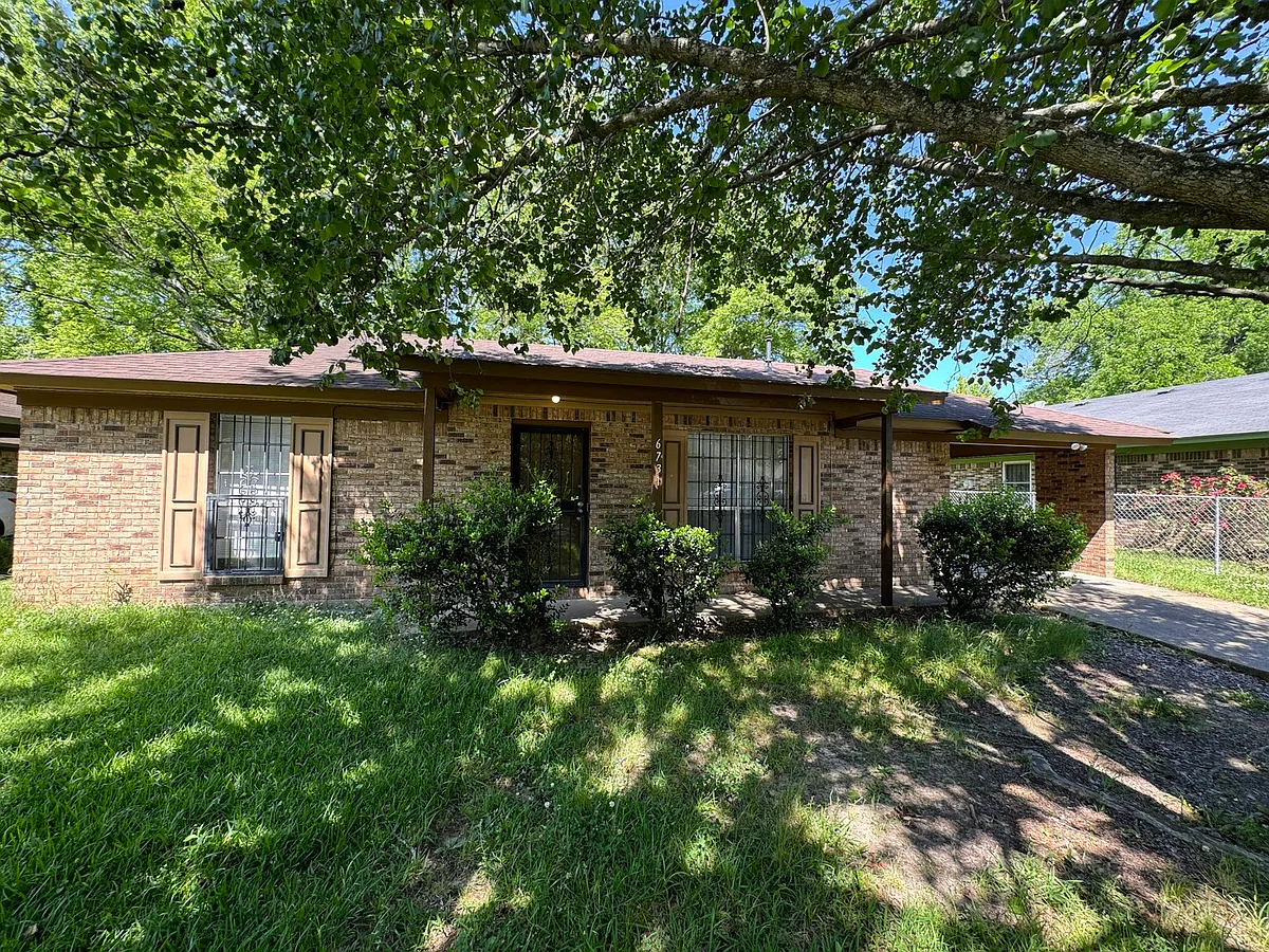 Building Photo - 6731 George Washington Dr