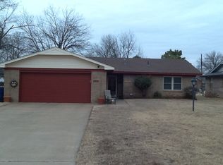 1616 Arizona Ave, Chickasha, OK 73018