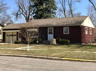 310 E 1st St, Belview, MN 56214