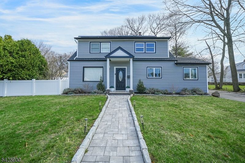 1st image of 33 Cathy Ave