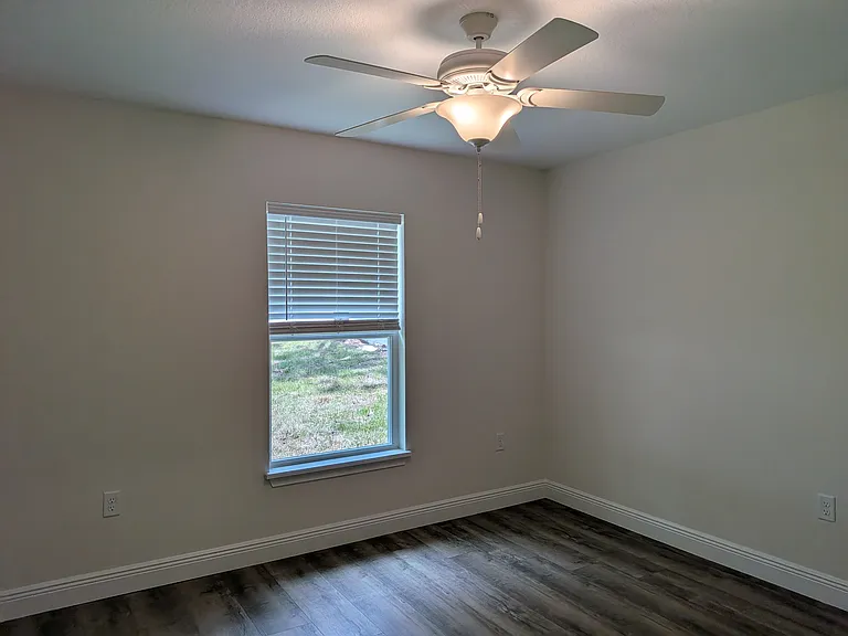 7627 N Gray Ter — Photo 12