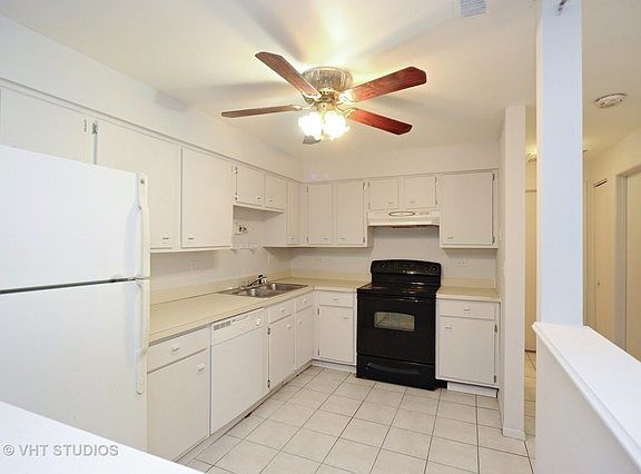 2nd image of 666 Pinecrest Dr APT 104