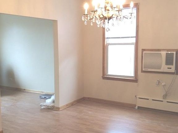 3rd image of 2051 45th St