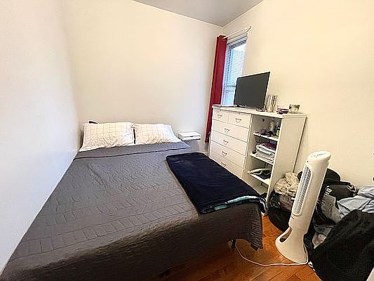 3rd image of 3074 32nd St APT 24
