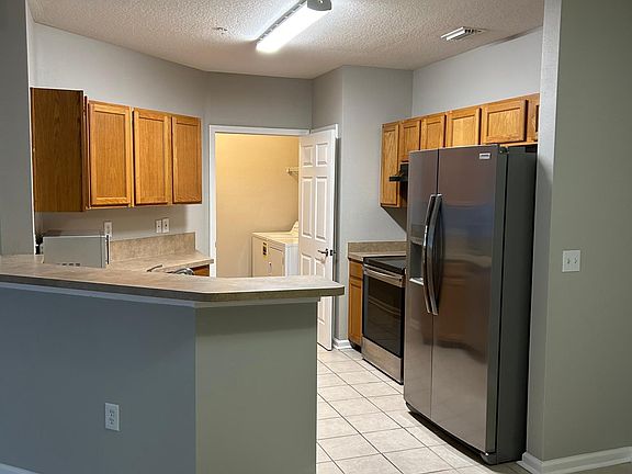 3rd image of 785 Oakleaf Plantation Pkwy Unit 714