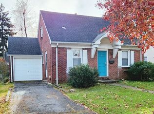 9 Forest Rd, Dumont, NJ 07628