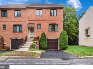 9020 Ayrdalecrescent St, Philadelphia, PA