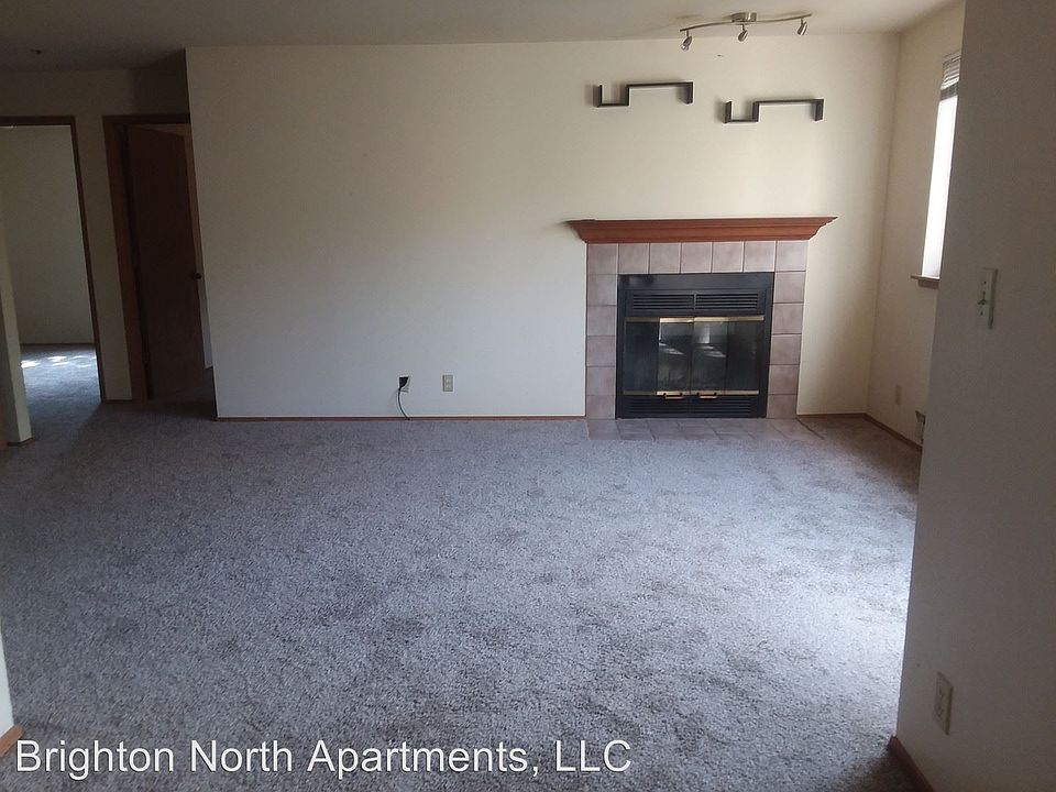 1st image of 1549 NE 177th St APT 208
