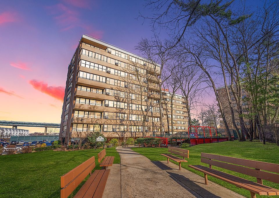 1st image of 915 166th St APT 6b