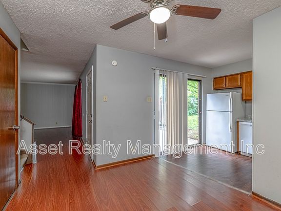5th image of 9124 Woodpark Ln APT D
