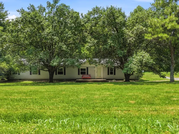 3513 Franklin Rd, Felicity, OH 45120