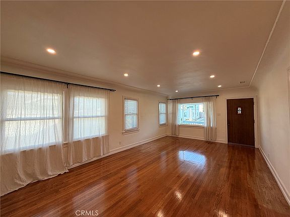 3rd image of 1328 W 13th St