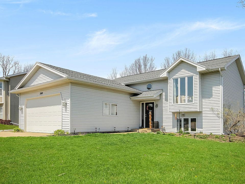 1st image of 3169 Beckie Dr SW