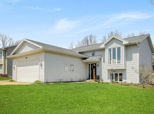 3169 Beckie Dr SW, Wyoming, MI 49418