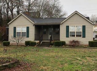 991 Scaffold Cane Rd, Berea, KY 40403