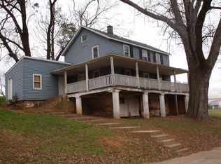 325 Center Rd, Quarryville, PA 17566