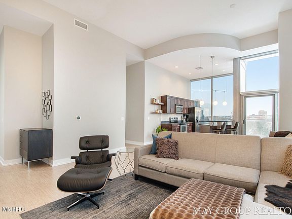 5th image of 335 Bridge St NW #506