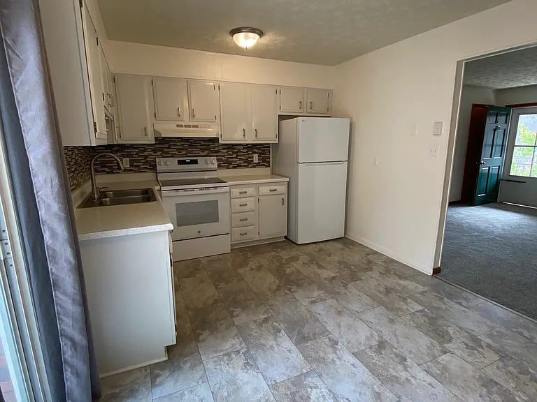 68 Webb Cove Rd #D — Photo 23