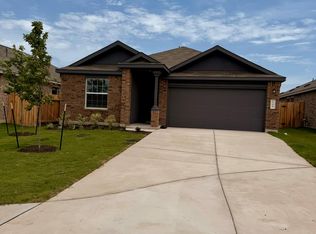 106 Camargue Dr, Hutto, TX 78634