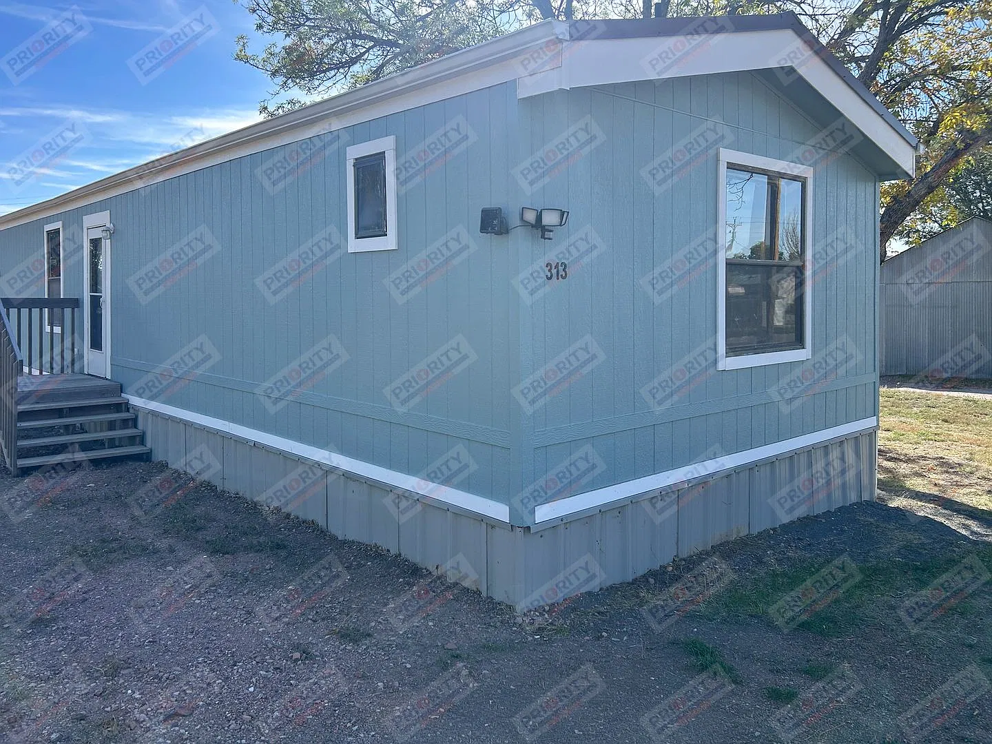 Single wide trailer for rent in Moorcroft — Photo 2