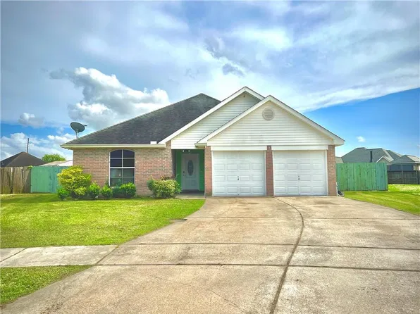 11 Kerney Ct, La Place, LA 70068