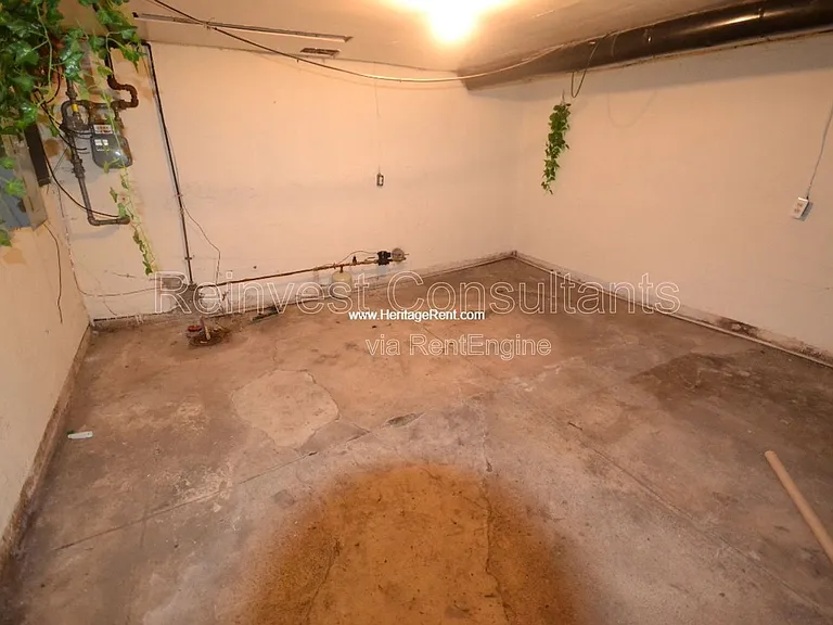 1658 Iliff Ave — Photo 9
