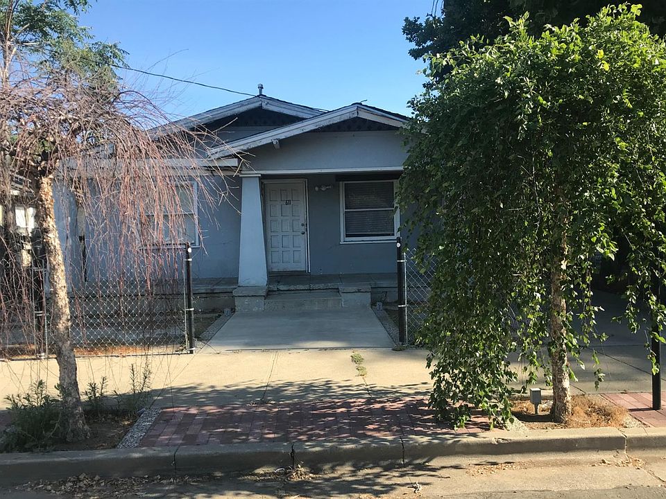 1st image of 611 13th St