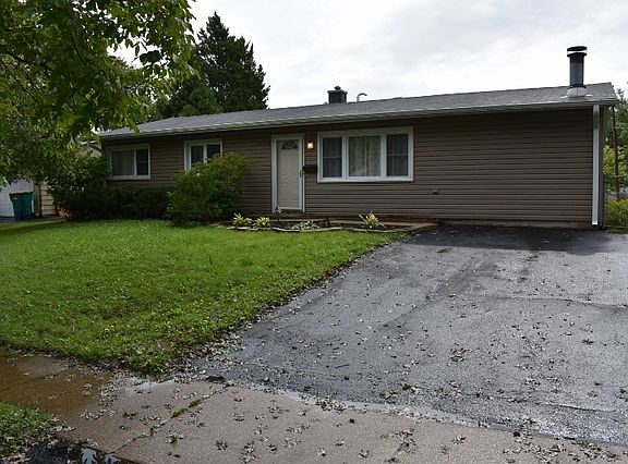 2nd image of 36404 N Grandwood Dr