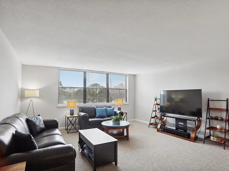 2965 Pharr Court South NW #704 — Photo 12