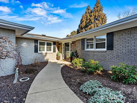 4th image of 3267 Miners Cove Ct