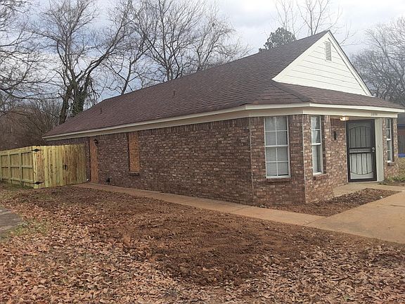 2nd image of 3006 Calvert Ave