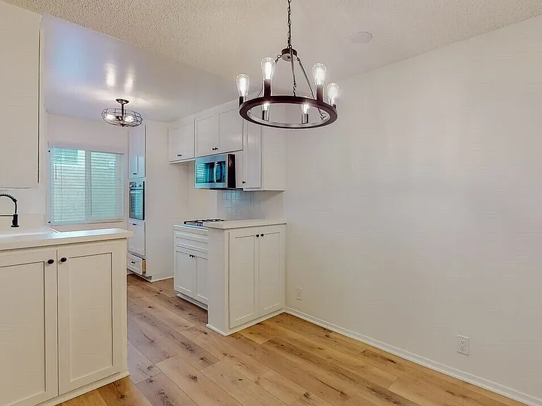 1827 Manning Ave #3 — Photo 8