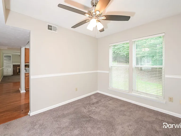 10450 Summer Creek Dr — Photo 6