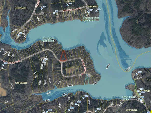 401 Terrapin Pointe Rd, Hodges, SC 29653