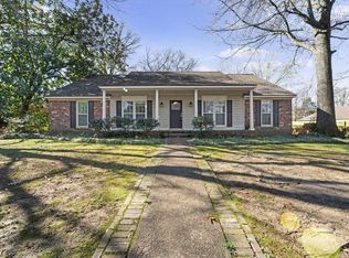 8215 Planters Grove Dr, Cordova, TN 38018