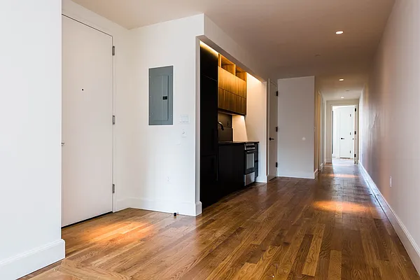 Rented by Nooklyn NYC LLC | media 74