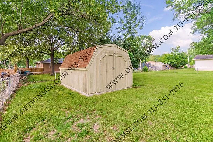 712 Harvey St — Photo 28