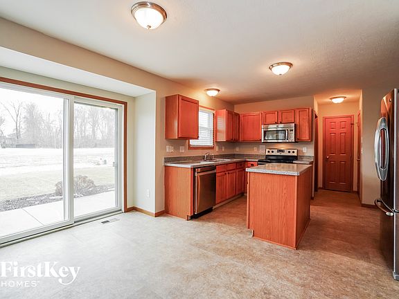 5th image of 609 Lanning St