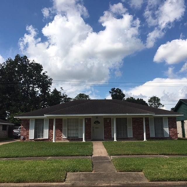 1st image of 8315 Gulfwood Ln