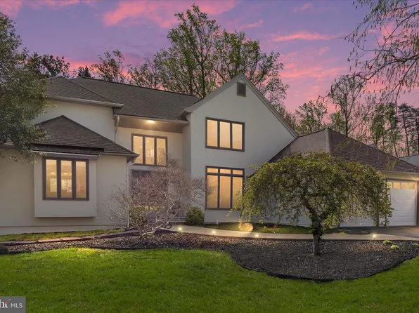 9107 Meadowcreek Ln, Lorton, VA 22079