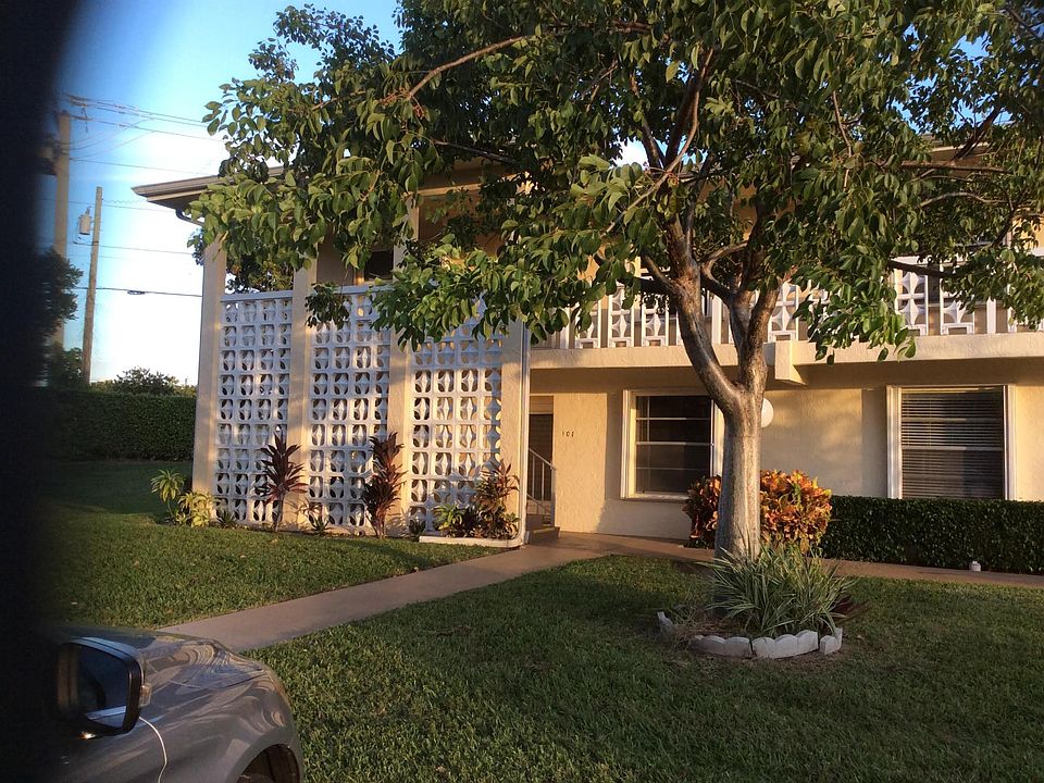1st image of 1821 NW 18th St #201