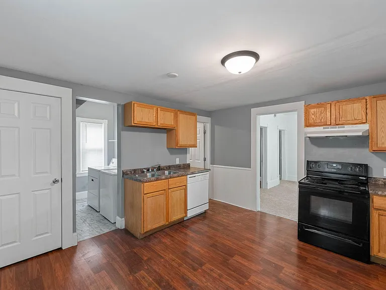 4615 Colfax Ave N — Photo 15