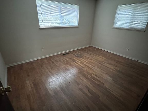 4th image of 1312 S 16th Ave #B