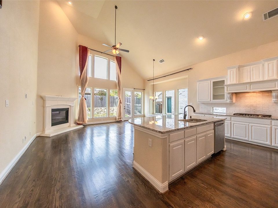 1st image of 14125 Sparrow Hill Dr