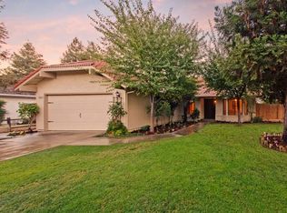 2570 Lincoln Ave, Clovis, CA 93611