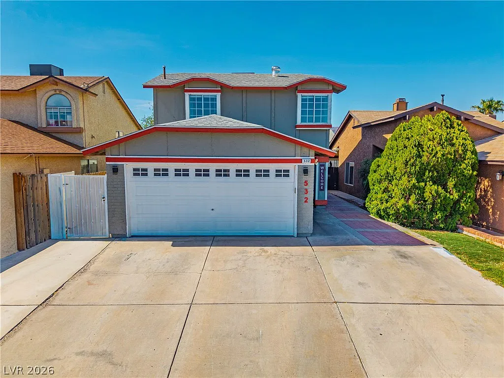 3 bed, 2.0 bath, 1477 sqft, $1,995 — Photo 4